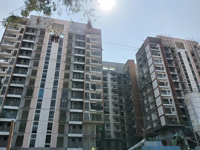 3 BHK Apartment in Madeenaguda for resale Hyderabad. The reference number is 19771777