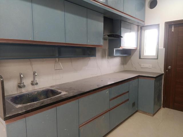 3 BHK Apartment in Madhapur for rent Hyderabad. The reference number is 17267647