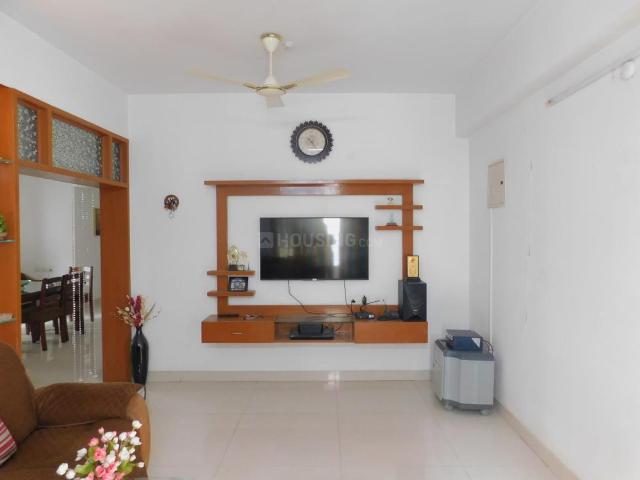 3 BHK Apartment in Madhapur for resale Hyderabad. The reference number is 19808325