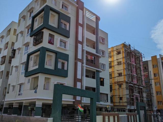 3 BHK Apartment in Madhurawada for rent Visakhapatnam. The reference number is 9994691