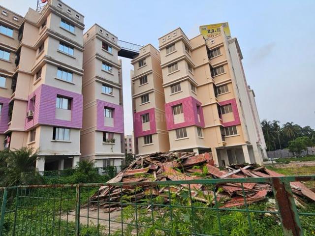 3 BHK Apartment in Madhyamgram for rent Kolkata. The reference number is 20395989