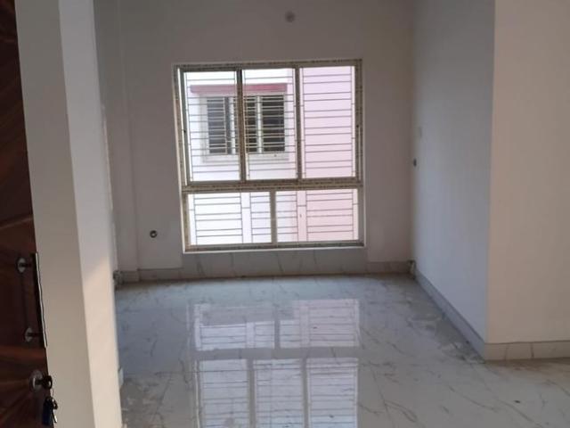 3 BHK Apartment in Madurdaha for resale Kolkata. The reference number is 20075420