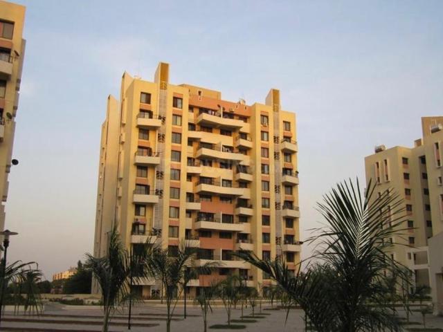 3 BHK Apartment in Magarpatta City for rent Pune. The reference number is 20789876