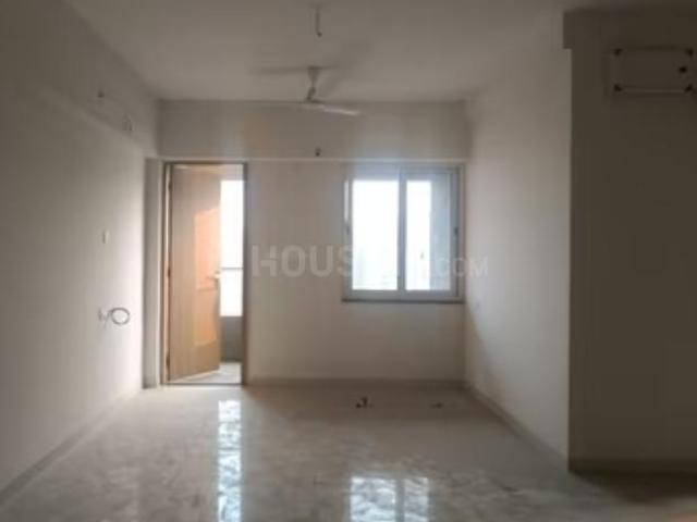 3 BHK Apartment in Magarpatta City for resale Pune. The reference number is 20196077