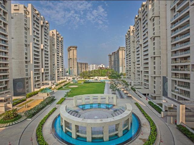3 BHK Apartment in Magarpatta City for resale Pune. The reference number is 20848791