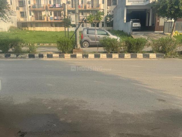 3 BHK Apartment in Mahagunpuram for resale Ghaziabad. The reference number is 18086948