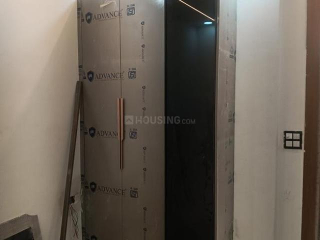 3 BHK Apartment in Mahagunpuram for resale Ghaziabad. The reference number is 19789221