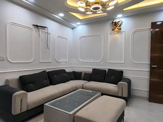3 BHK Apartment in Mahavir Enclave for resale New Delhi. The reference number is 20276089