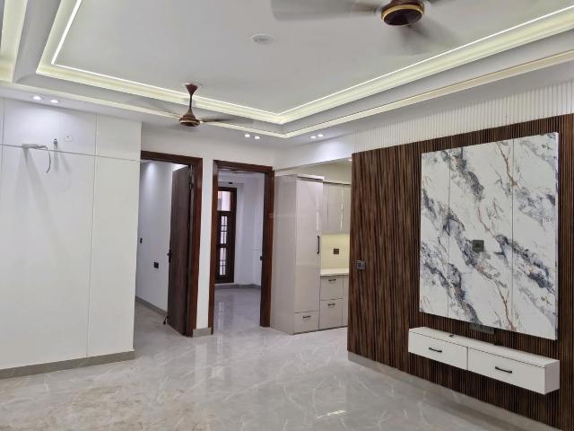 3 BHK Apartment in Mahavir Enclave for resale New Delhi. The reference number is 20759069