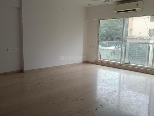 3 BHK Apartment in Mahim for rent Mumbai. The reference number is 17699795