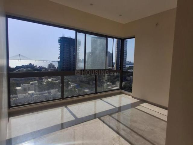 3 BHK Apartment in Mahim for resale Mumbai. The reference number is 20393040