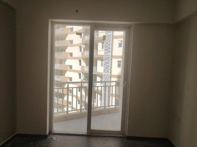 3 BHK Apartment in Mahurali for rent Ghaziabad. The reference number is 19975968