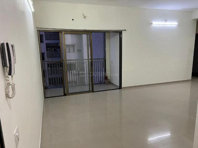 3 BHK Apartment in Makarba for rent Ahmedabad. The reference number is 20535343