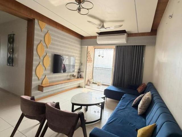 3 BHK Apartment in Makarba for rent Ahmedabad. The reference number is 20287503