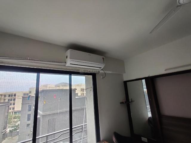 3 BHK Apartment in Makarba for resale Ahmedabad. The reference number is 17685890