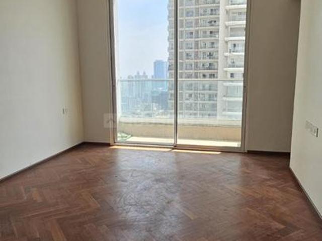 3 BHK Apartment in Malad East for rent Mumbai. The reference number is 20416205