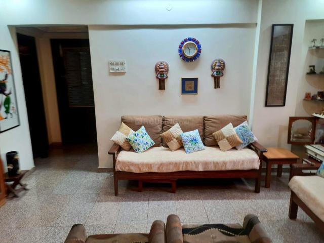 3 BHK Apartment in Malad East for rent Mumbai. The reference number is 20302591