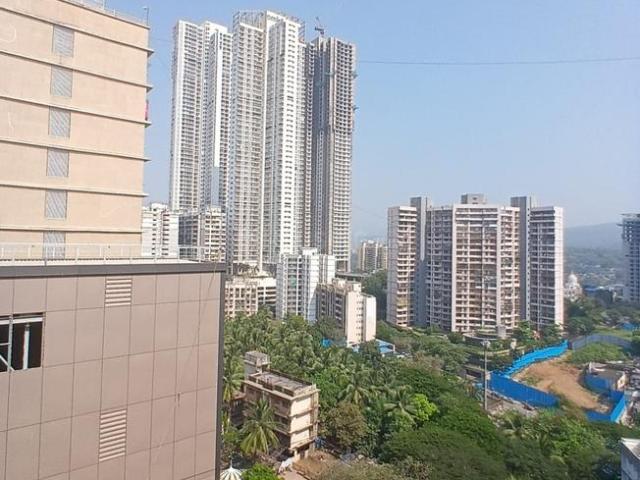3 BHK Apartment in Malad East for rent Mumbai. The reference number is 20367069