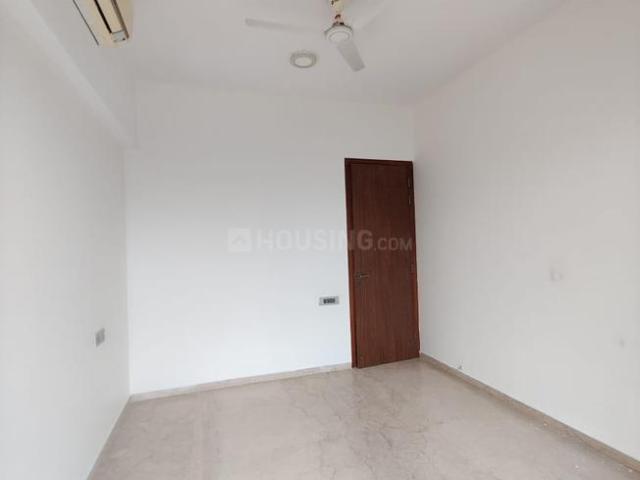 3 BHK Apartment in Malad East for rent Mumbai. The reference number is 20393615