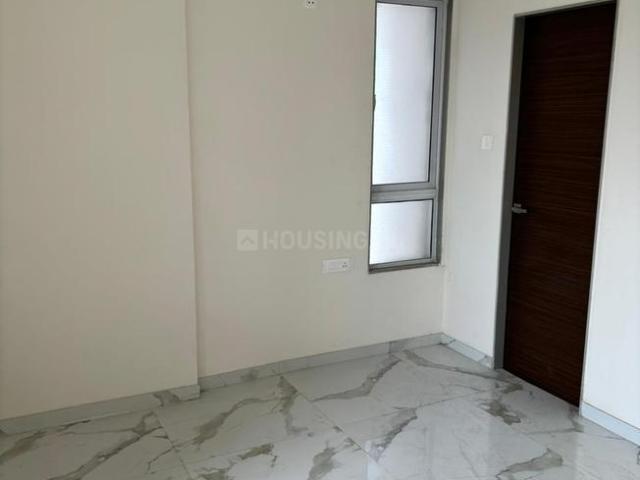 3 BHK Apartment in Malad West for rent Mumbai. The reference number is 17165117