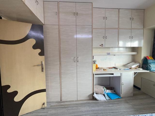 3 BHK Apartment in Malad West for rent Mumbai. The reference number is 20456740