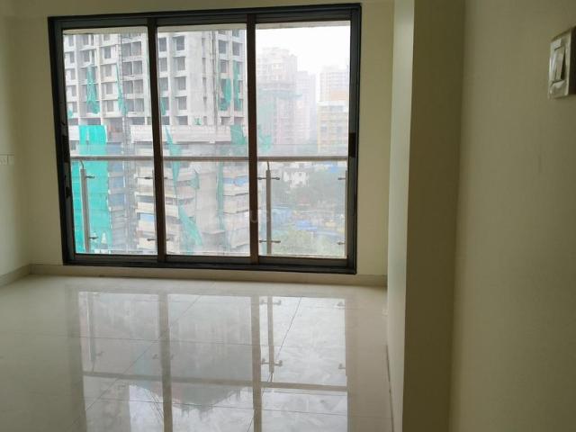 3 BHK Apartment in Malad West for rent Mumbai. The reference number is 20777641