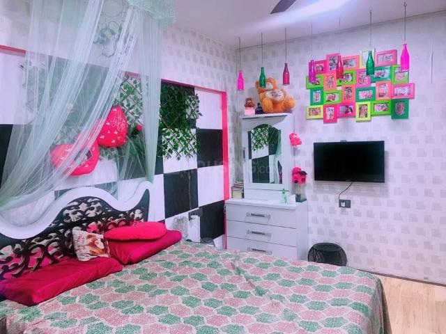 3 BHK Apartment in Malad West for rent Mumbai. The reference number is 20014114