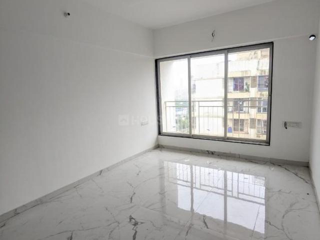 3 BHK Apartment in Malad West for rent Mumbai. The reference number is 20173581