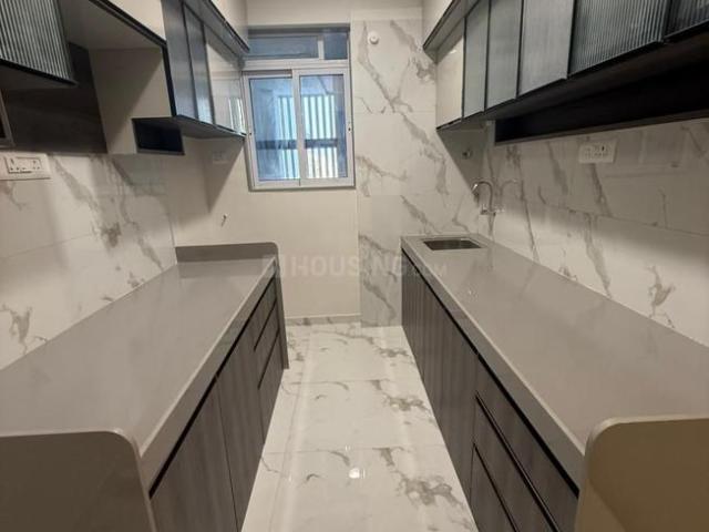 3 BHK Apartment in Malad West for rent Mumbai. The reference number is 20274014