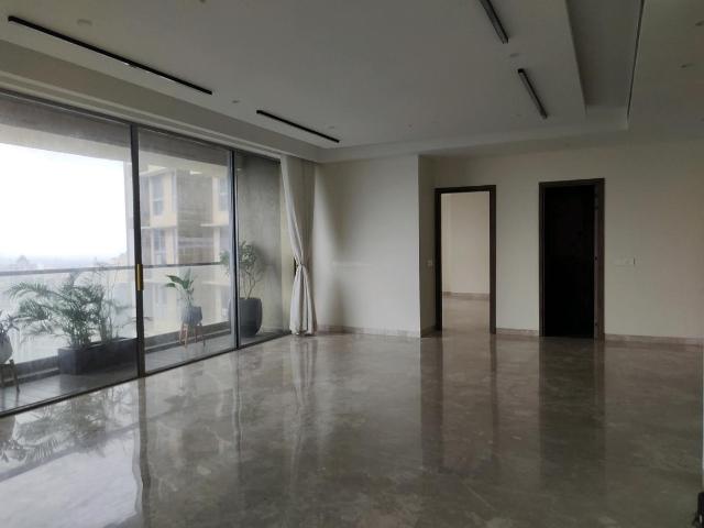 3 BHK Apartment in Malad West for resale Mumbai. The reference number is 17614979