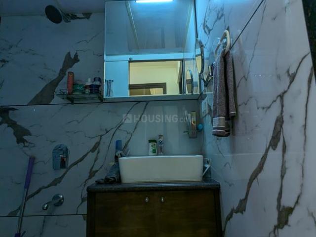 3 BHK Apartment in Malad West for resale Mumbai. The reference number is 18071499