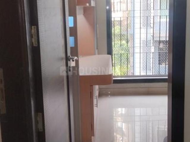 3 BHK Apartment in Malad West for resale Mumbai. The reference number is 18505214