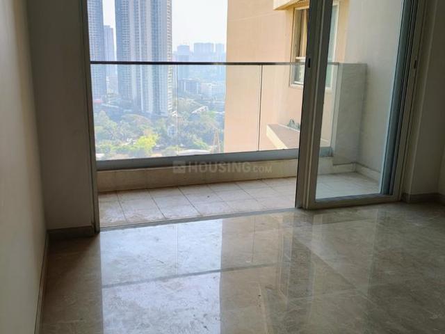 3 BHK Apartment in Malad West for resale Mumbai. The reference number is 19985496