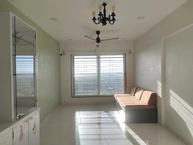3 BHK Apartment in Malad West for resale Mumbai. The reference number is 20015606