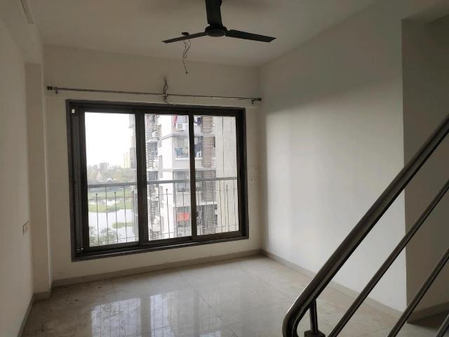 3 BHK Apartment in Malad West for resale Mumbai. The reference number is 20191838