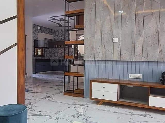 3 BHK Apartment in Malad West for resale Mumbai. The reference number is 20459775