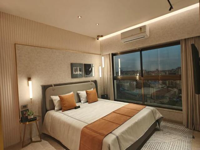 3 BHK Apartment in Malad West for resale Mumbai. The reference number is 20477725