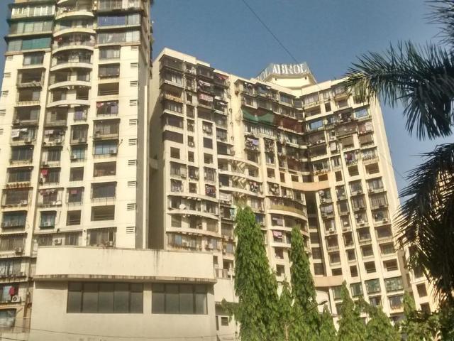 3 BHK Apartment in Malad West for resale Mumbai. The reference number is 19484730