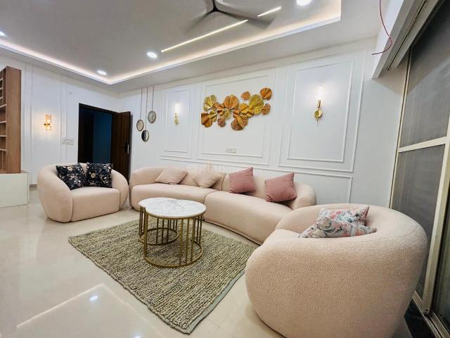 3 BHK Apartment in Manglaya Sadak for resale Indore. The reference number is 20988775