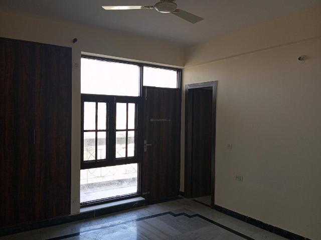 3 BHK Apartment in Manesar for resale Gurgaon. The reference number is 13382813