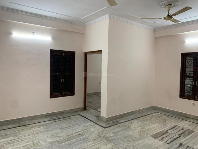 3 BHK Apartment in Maqbool Alam Road for rent Varanasi. The reference number is 20734845