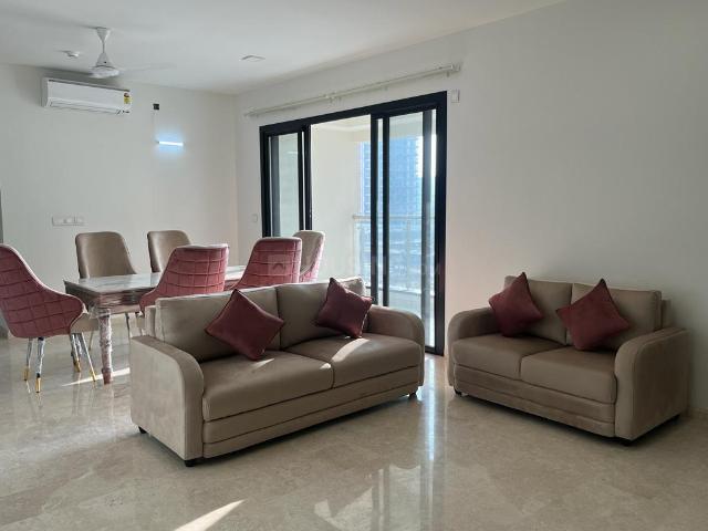 3 BHK Apartment in Marine Drive for rent Kochi. The reference number is 20220654