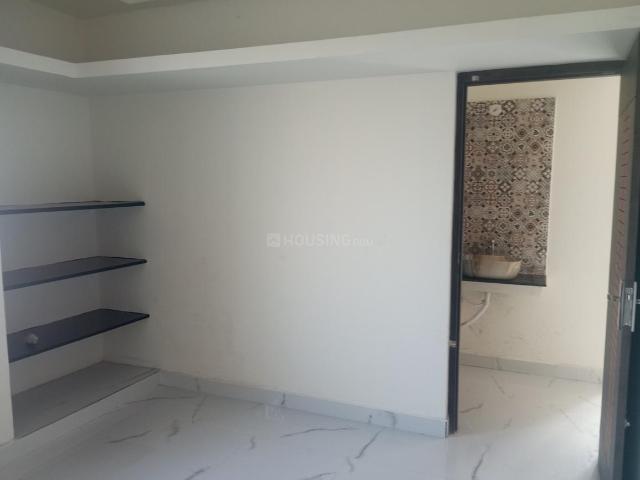 3 BHK Apartment in Medavakkam for resale Chennai. The reference number is 19725258
