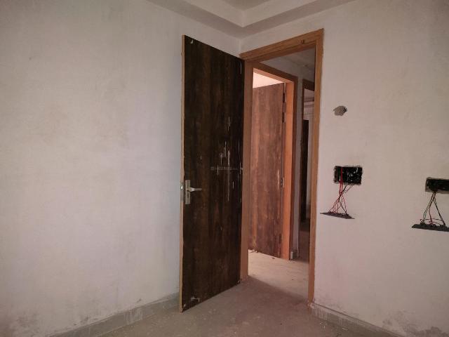 3 BHK Apartment in Mehrauli for resale New Delhi. The reference number is 20551950