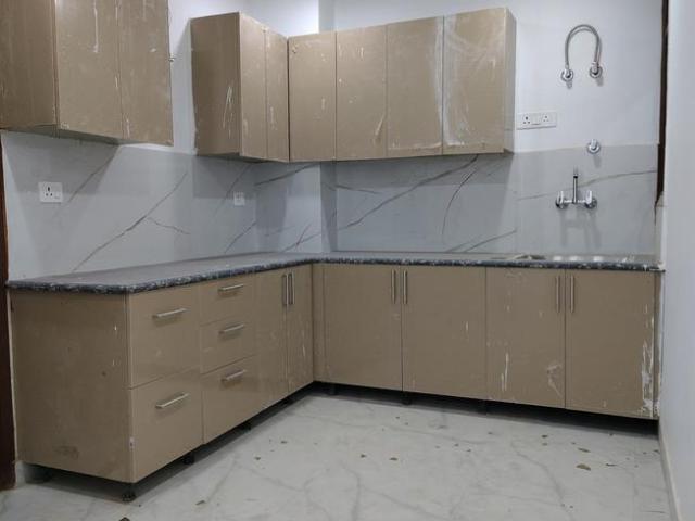 3 BHK Apartment in Mehrauli for resale New Delhi. The reference number is 20552490