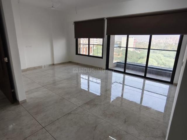 3 BHK Apartment in Memnagar for rent Ahmedabad. The reference number is 20458624