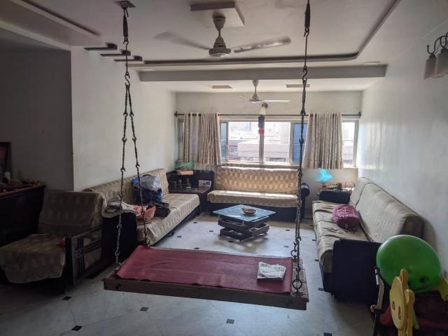3 BHK Apartment in Memnagar for resale Ahmedabad. The reference number is 20325199