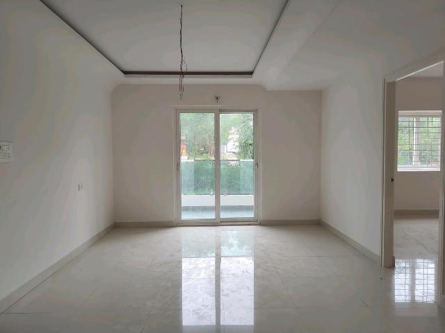 3 BHK Apartment in Miyapur for resale Hyderabad. The reference number is 20573853