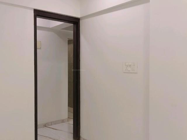 3 BHK Apartment in Mira Road East for rent Mira Bhayandar. The reference number is 17389252