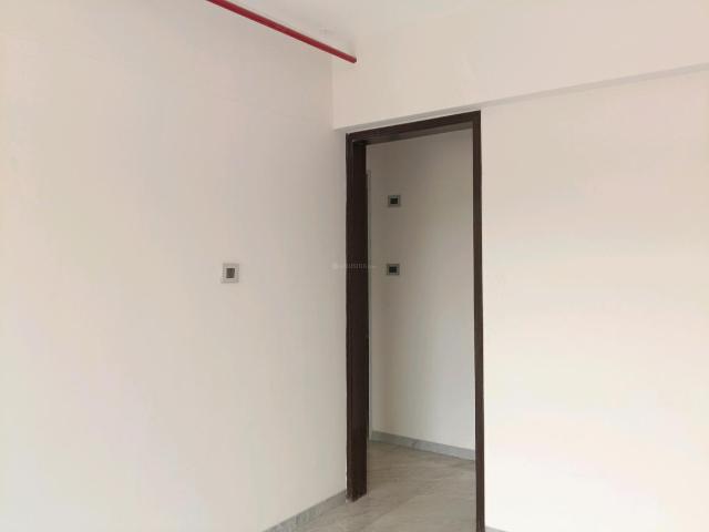 3 BHK Apartment in Mira Road East for rent Mira Bhayandar. The reference number is 19787525